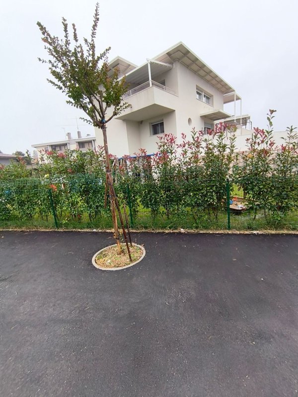 casa indipendente in vendita a Prata di Pordenone