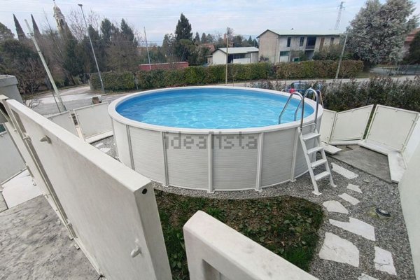 casa indipendente in vendita a Prata di Pordenone