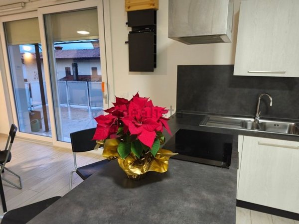 casa indipendente in vendita a Prata di Pordenone