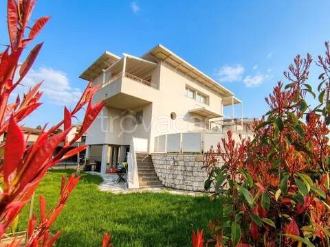 casa indipendente in vendita a Prata di Pordenone