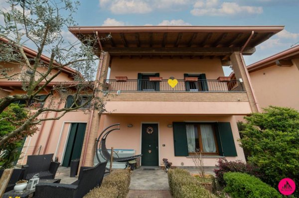 casa indipendente in vendita a Prata di Pordenone