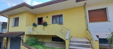casa indipendente in vendita a Prata di Pordenone