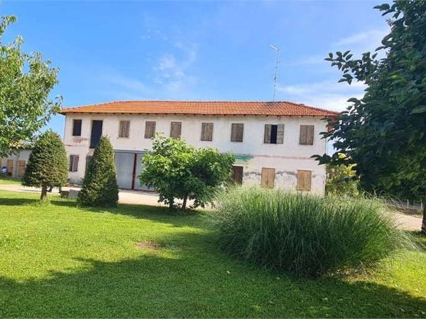casa indipendente in vendita a Prata di Pordenone