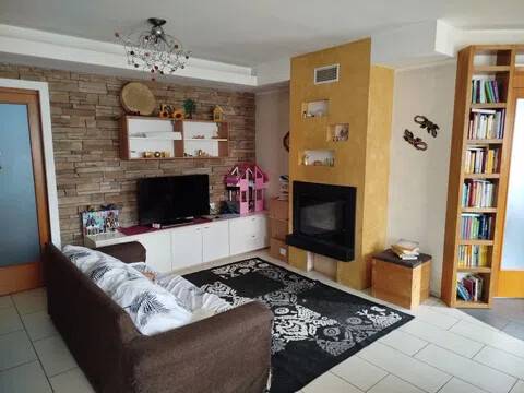 casa indipendente in vendita a Prata di Pordenone