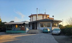 terreno edificabile in vendita a Prata di Pordenone in zona Le Monde