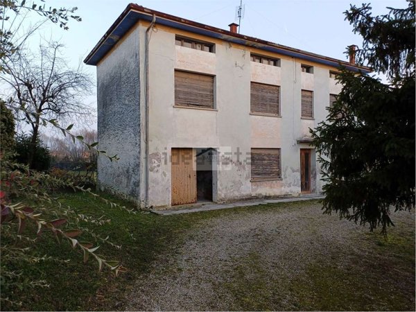 casa indipendente in vendita a Prata di Pordenone in zona Puja