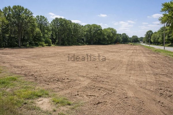 terreno edificabile in vendita a Prata di Pordenone in zona Le Monde