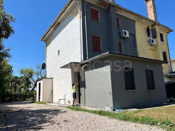 casa indipendente in vendita a Prata di Pordenone in zona Ghirano