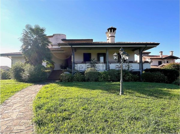 casa indipendente in vendita a Prata di Pordenone in zona Prata di Sopra