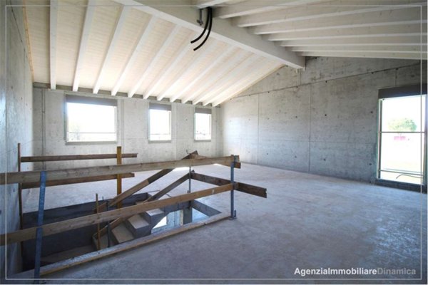 casa indipendente in vendita a Pravisdomini