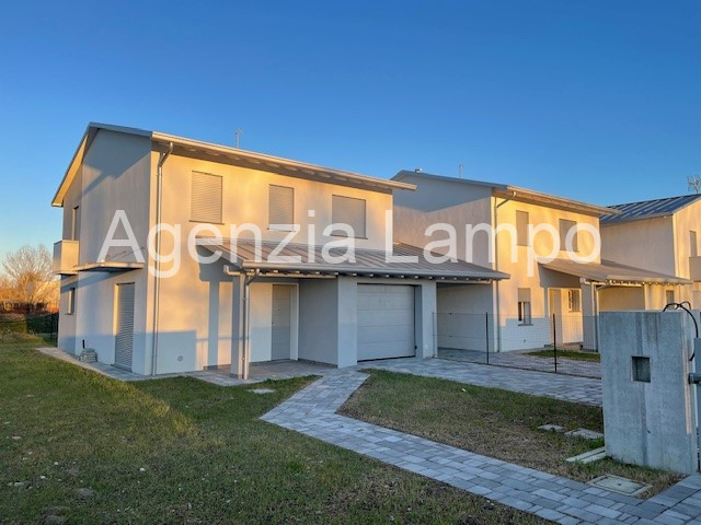 casa indipendente in vendita a Pravisdomini