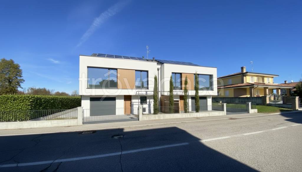 terreno edificabile in vendita a Pravisdomini in zona Frattina