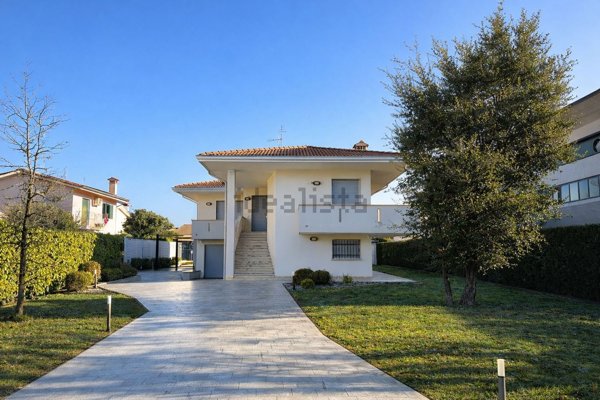 casa indipendente in vendita a Pravisdomini