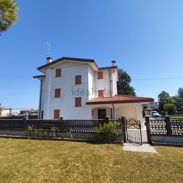 casa indipendente in vendita a Pravisdomini