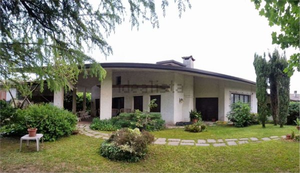 casa indipendente in vendita a Roveredo in Piano