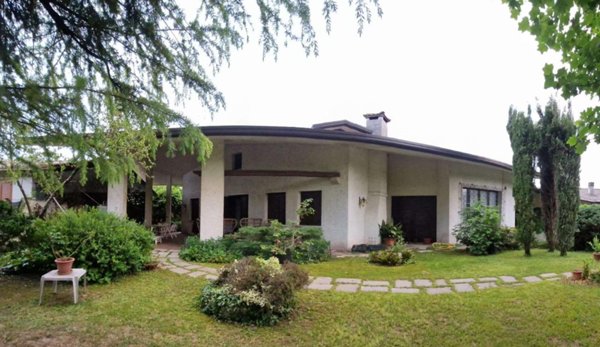 casa indipendente in vendita a Roveredo in Piano