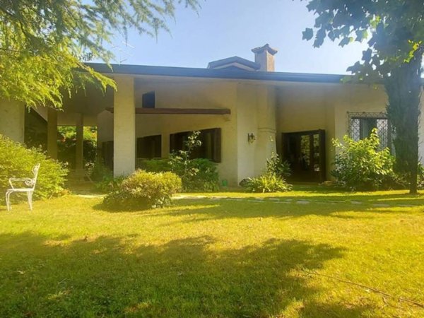 villa in vendita a Roveredo in Piano