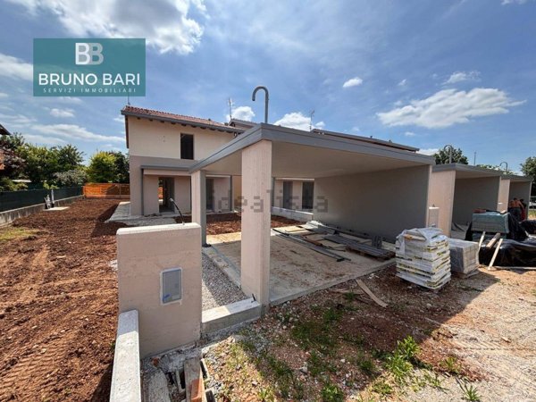 casa indipendente in vendita a Roveredo in Piano