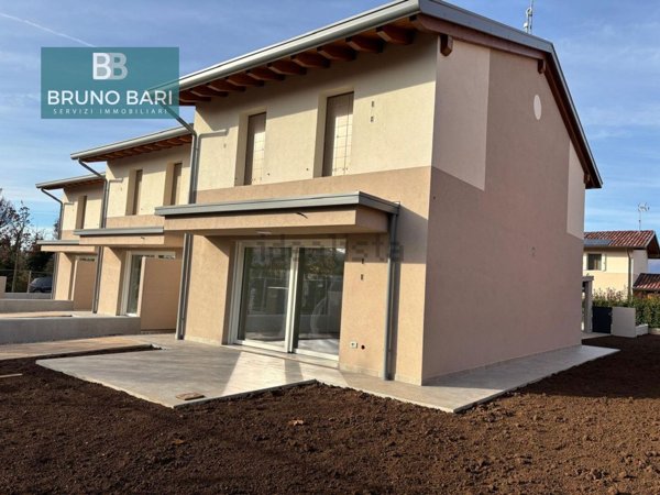 casa indipendente in vendita a Roveredo in Piano