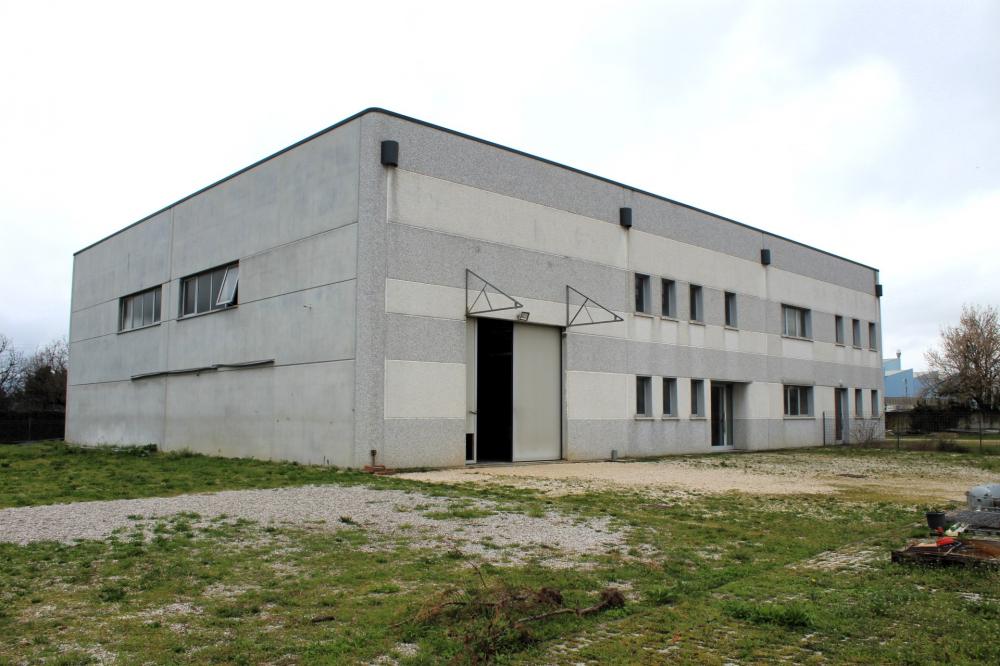 ufficio in vendita a Roveredo in Piano