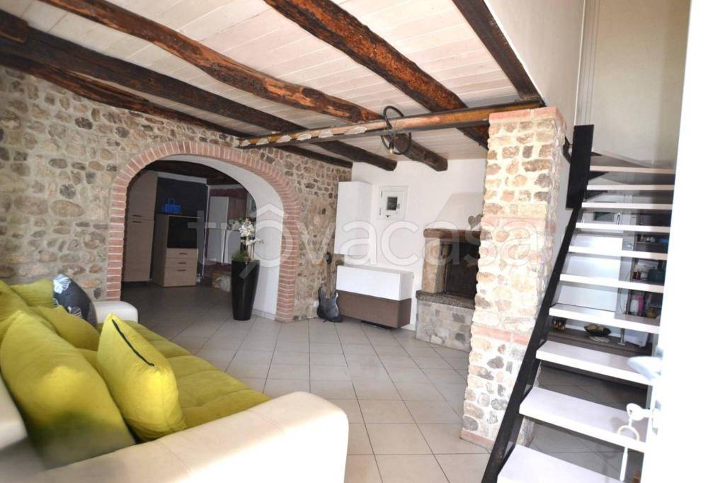 casa indipendente in vendita a Roveredo in Piano