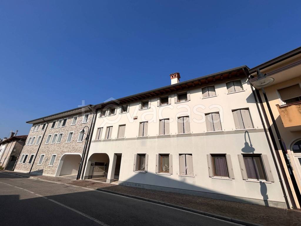 appartamento in vendita a Roveredo in Piano