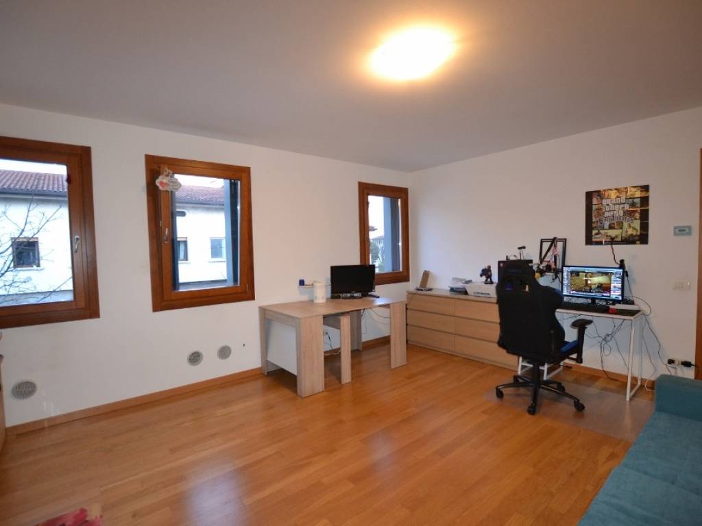 appartamento in vendita a Roveredo in Piano