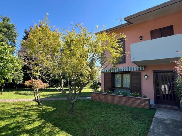 casa indipendente in vendita a Roveredo in Piano