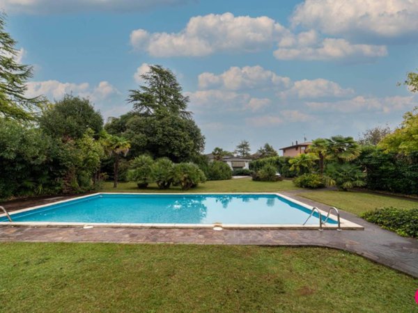 casa indipendente in vendita a Roveredo in Piano