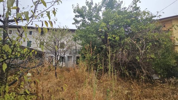 casa indipendente in vendita a Roveredo in Piano