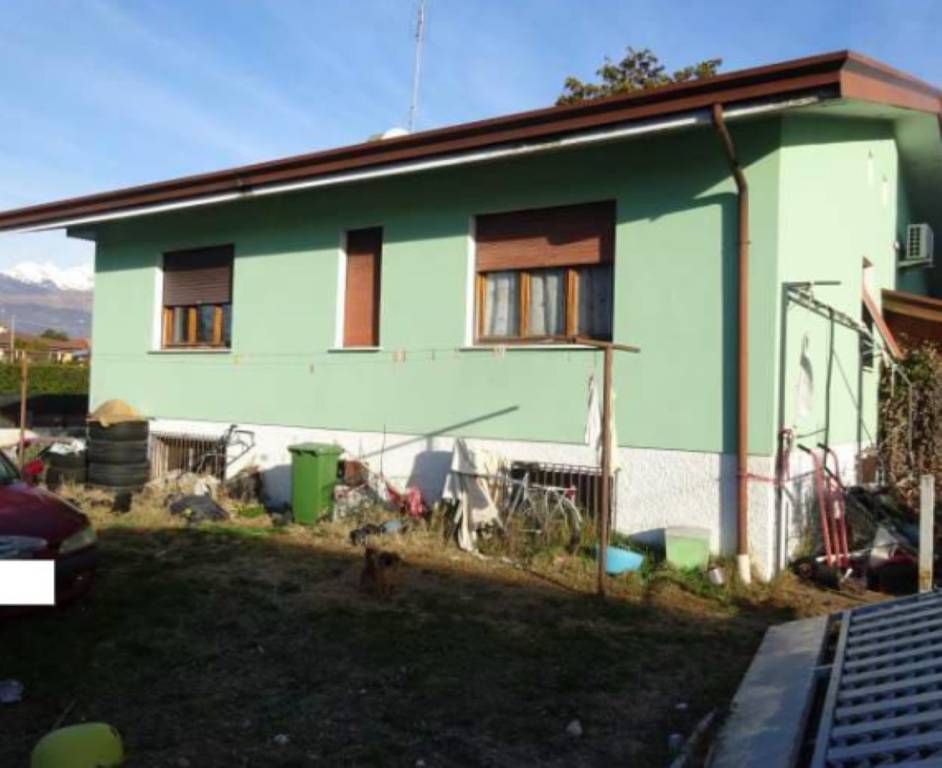 appartamento in vendita a Roveredo in Piano