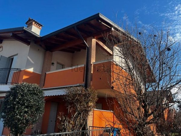 appartamento in vendita a Roveredo in Piano