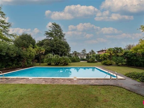 casa indipendente in vendita a Roveredo in Piano