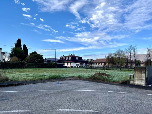 bifamiliare in vendita a Roveredo in Piano