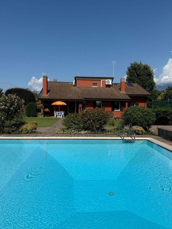 casa indipendente in vendita a Roveredo in Piano