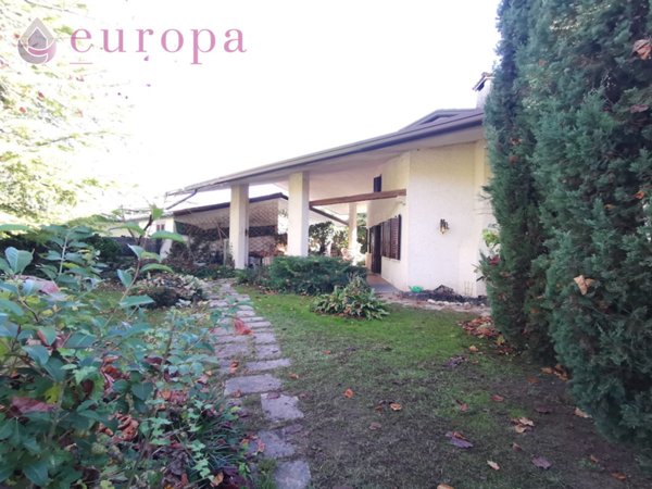 casa indipendente in vendita a Roveredo in Piano