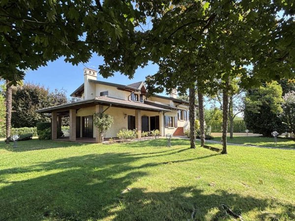 casa indipendente in vendita a Roveredo in Piano