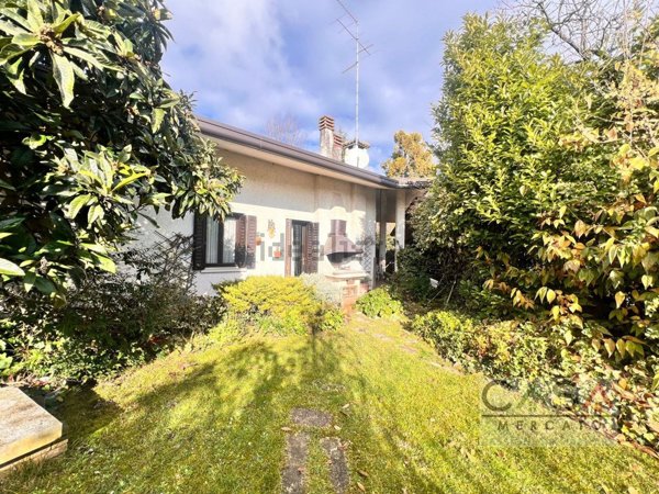 casa indipendente in vendita a Roveredo in Piano