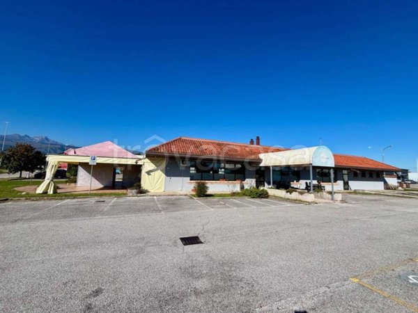 negozio in vendita a Roveredo in Piano