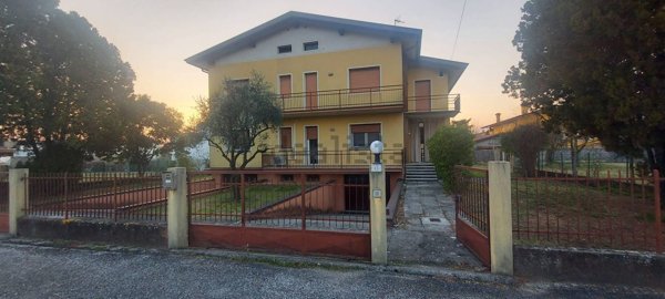 casa indipendente in vendita a Roveredo in Piano