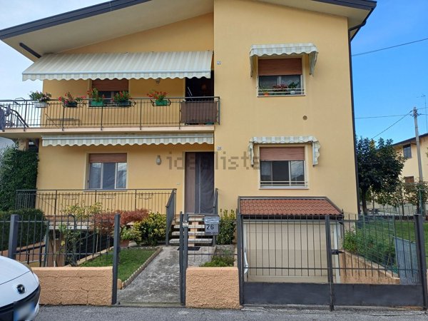 appartamento in vendita a Roveredo in Piano