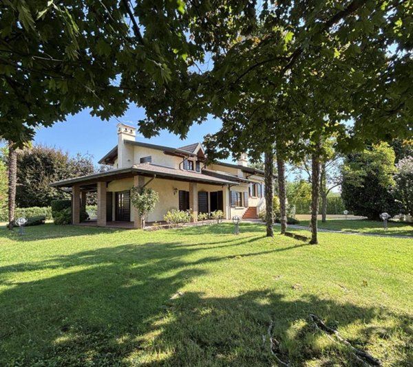 casa indipendente in vendita a Roveredo in Piano