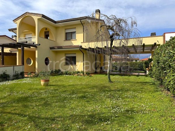 casa indipendente in vendita a Roveredo in Piano