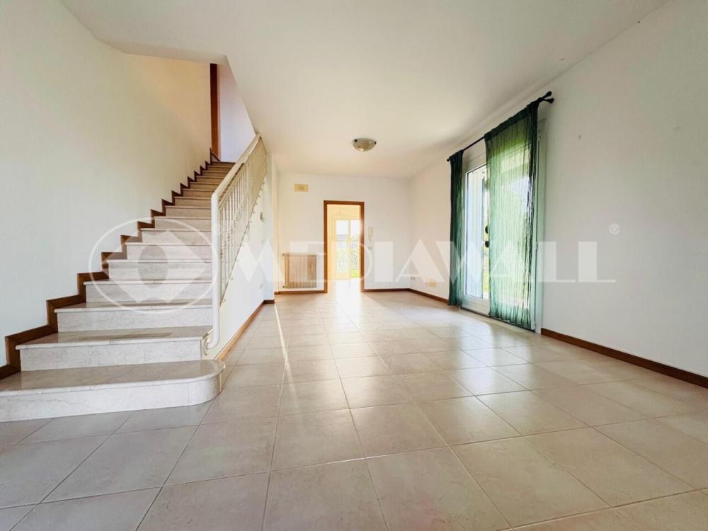 casa indipendente in vendita a Roveredo in Piano