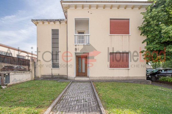 casa indipendente in vendita a Roveredo in Piano