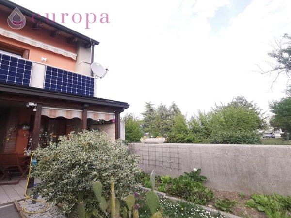casa indipendente in vendita a Roveredo in Piano