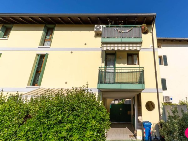 appartamento in vendita a Roveredo in Piano