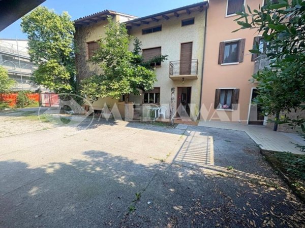 casa indipendente in vendita a Roveredo in Piano
