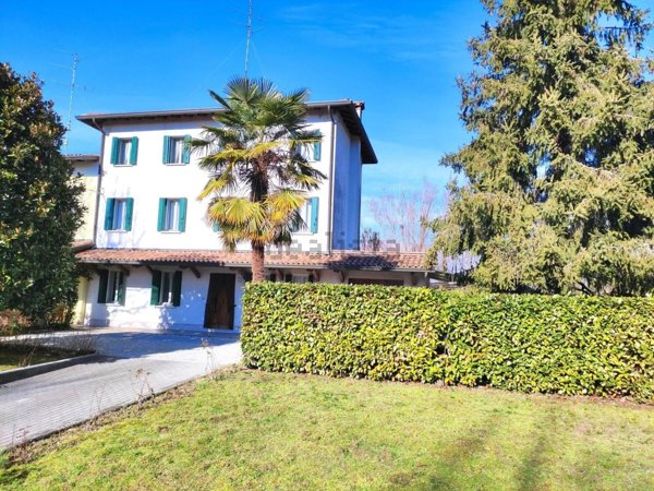casa indipendente in vendita a Sacile