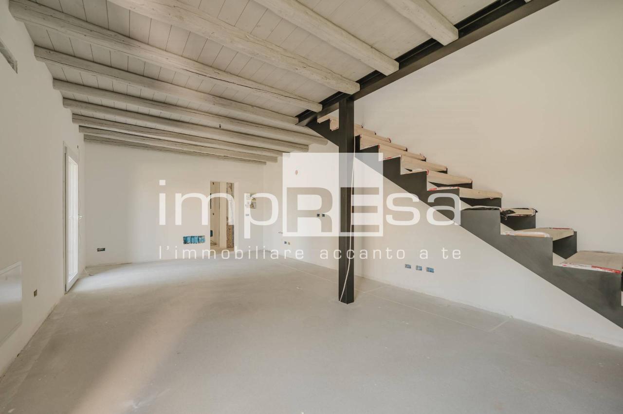 casa indipendente in vendita a Sacile
